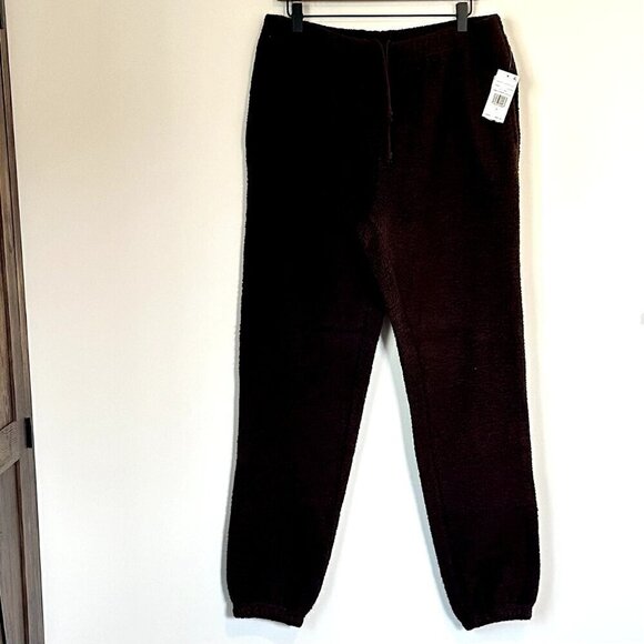 NWT Good American Coffee Brown Sherpa Boyfriend Sweatpant - Size 3 (L) - Picture 2 of 7